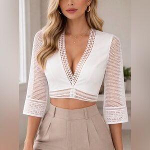 CHELSEA White Cropped Top